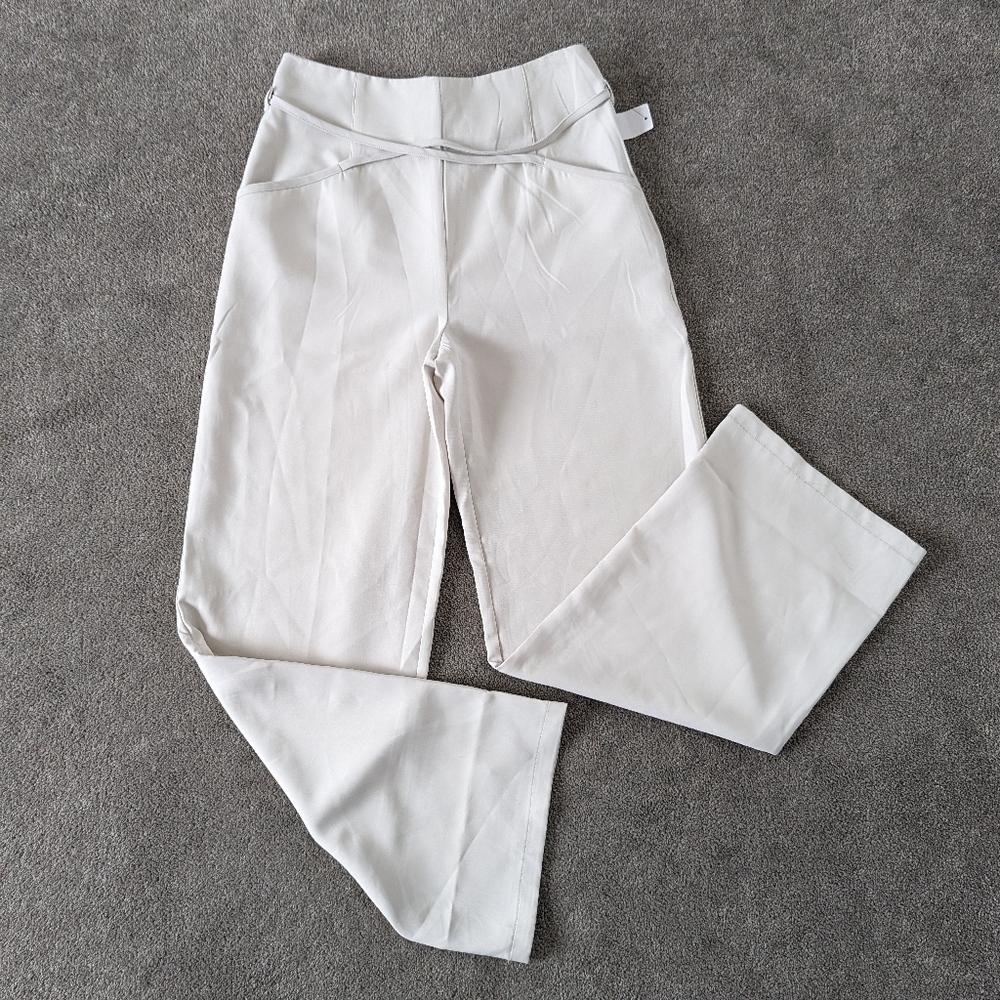 Laundry by Shelli Segal Women's Pants Size Medium Cream Built-in Tie NEW *Flaws